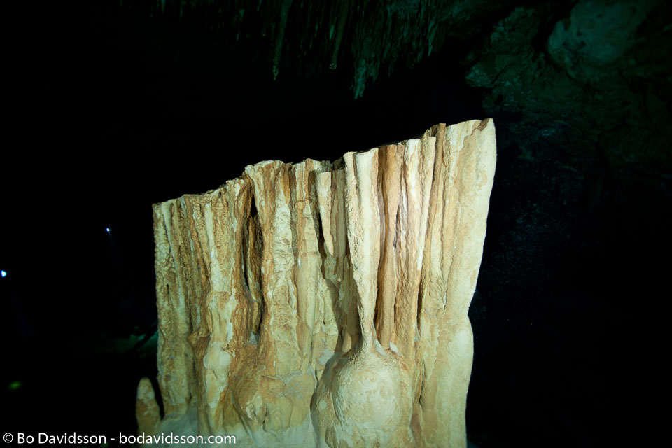 BD-101210-Cenotes-3054-Cavern.jpg