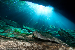 BD-101210-Cenotes-3005-Cavern.jpg