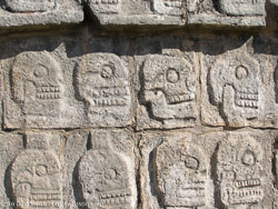 BD-101211-Chichen-Itza-114533-.jpg